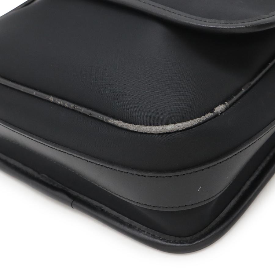 【美品】 BURBERRY ショルダーバッグ サフィアーノ 黒 レザー BURBERRY バーバリー Wファスナー ショルダーバッグ バッグ ナイロン