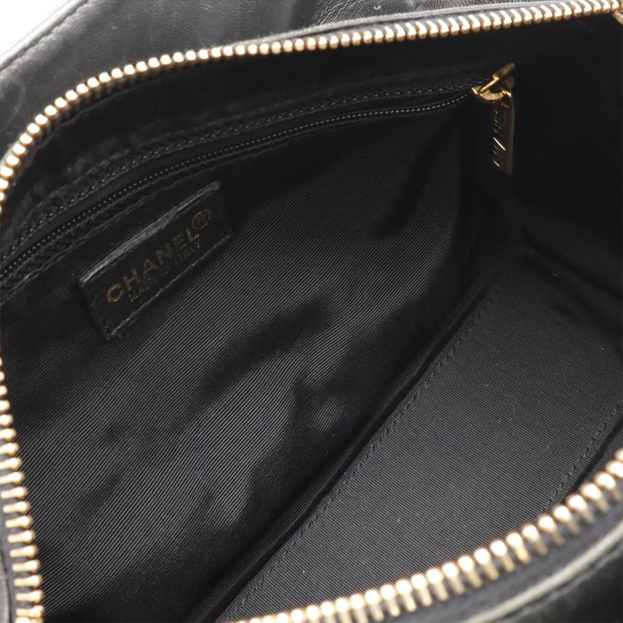 CHANEL（シャネル） チョコバー ココマーク ショルダーバッグ ワン