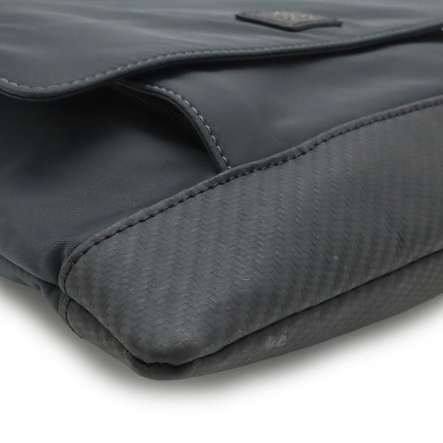 dunhill ダンヒル CHASSIS シャーシ スーパーライト ショルダーバッグ メッセンジャーバッグ ナイロン レザー ダークグレー ブラック 黒 L3N164A dunhill（ダンヒル） CHASSIS シャーシ スーパーライト ショルダー