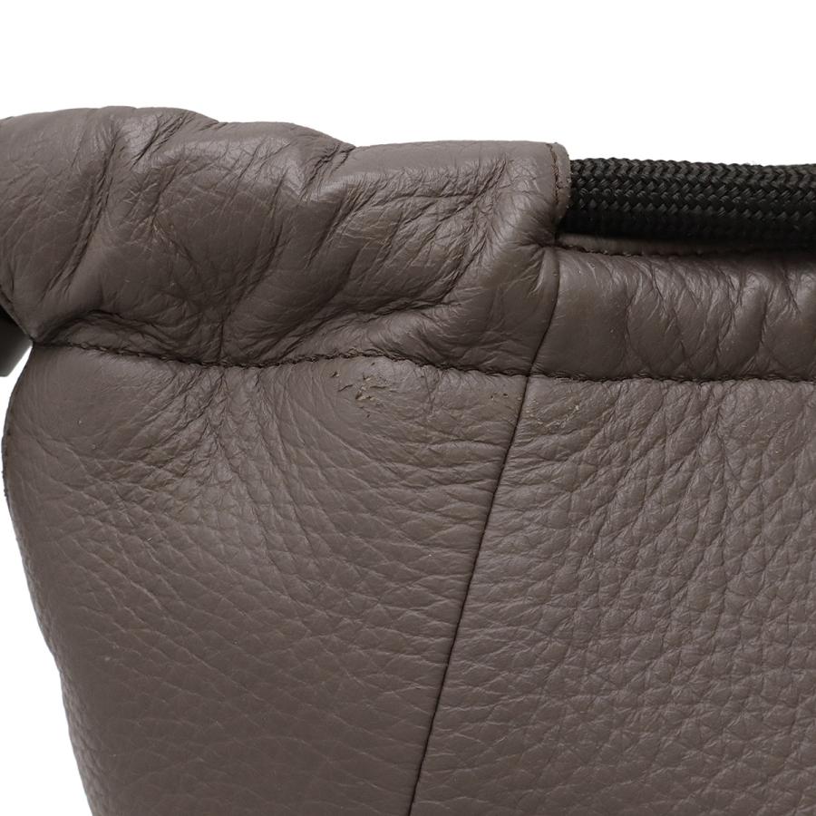 Maison Margiela メゾン マルジェラ 5AC ソフト ドローストリング スモール ショルダーバッグ ディアレザー モカグレー系 シルバー金具 SB1WG0044 |  | 03