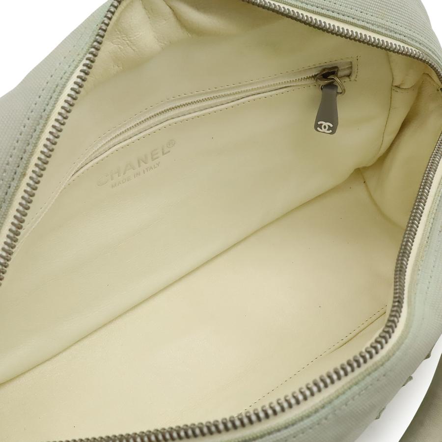 CHANEL（シャネル） スポーツライン マトラッセ ロゴ ハンドバッグ