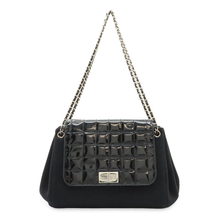 LA購入　CHANEL チョコバー　かわいいカジュアル　チェーンバッグ CHANEL（シャネル） 2.55 チョコバー チェーンバッグ ショルダーバッグ