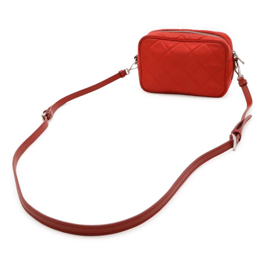 PRADA プラダ トライアングルロゴ ショルダーバッグ ポシェット 2WAY クラッチバッグ キルティング ナイロン レザー レッド 赤 | PRADA | 01