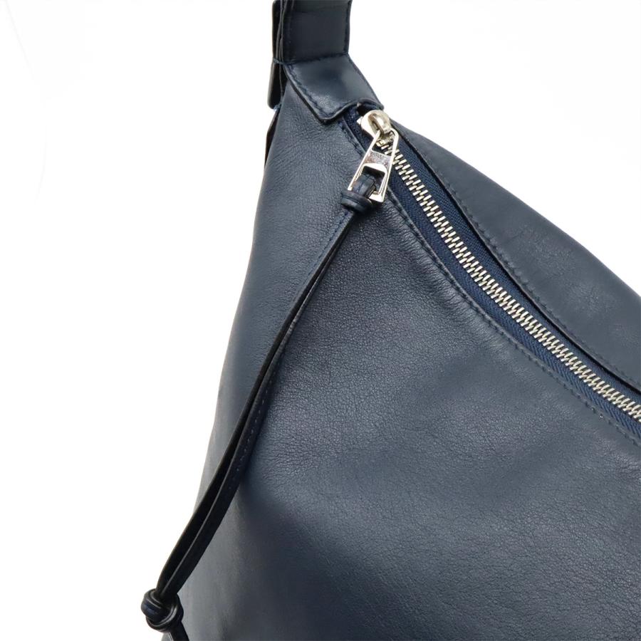 LOEWE（ロエベ） CUBI キュービィ クロスボディバッグ ミディアム