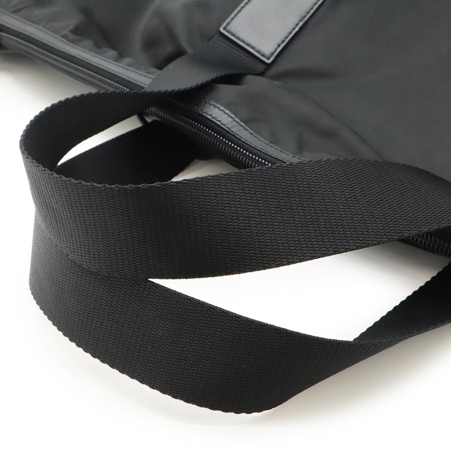 PRADA（プラダ） トライアングルロゴ ボストンバッグ トラベルバッグ