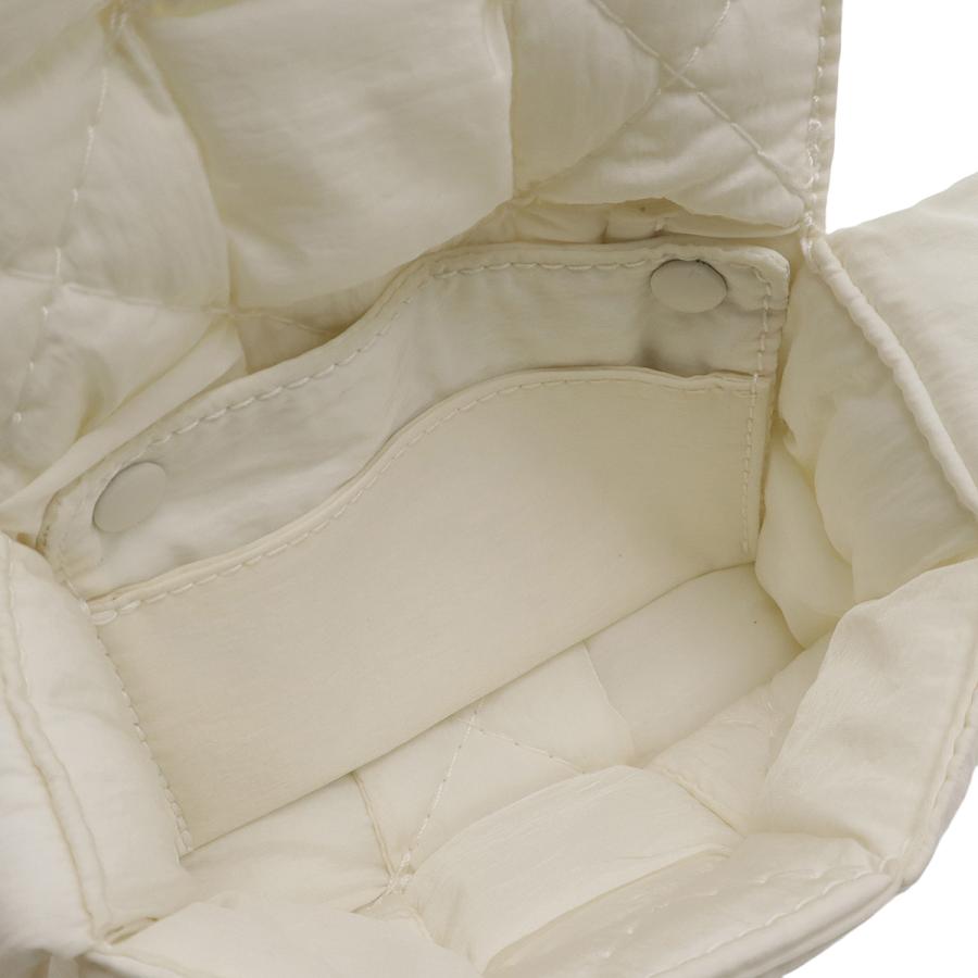 BOTTEGA VENETA ボッテガ ヴェネタ キャンディ パデッド テック カセット ショルダーバッグ ポシェット ナイロン ホワイト 白 691018 | BOTTEGA VENETA | 04