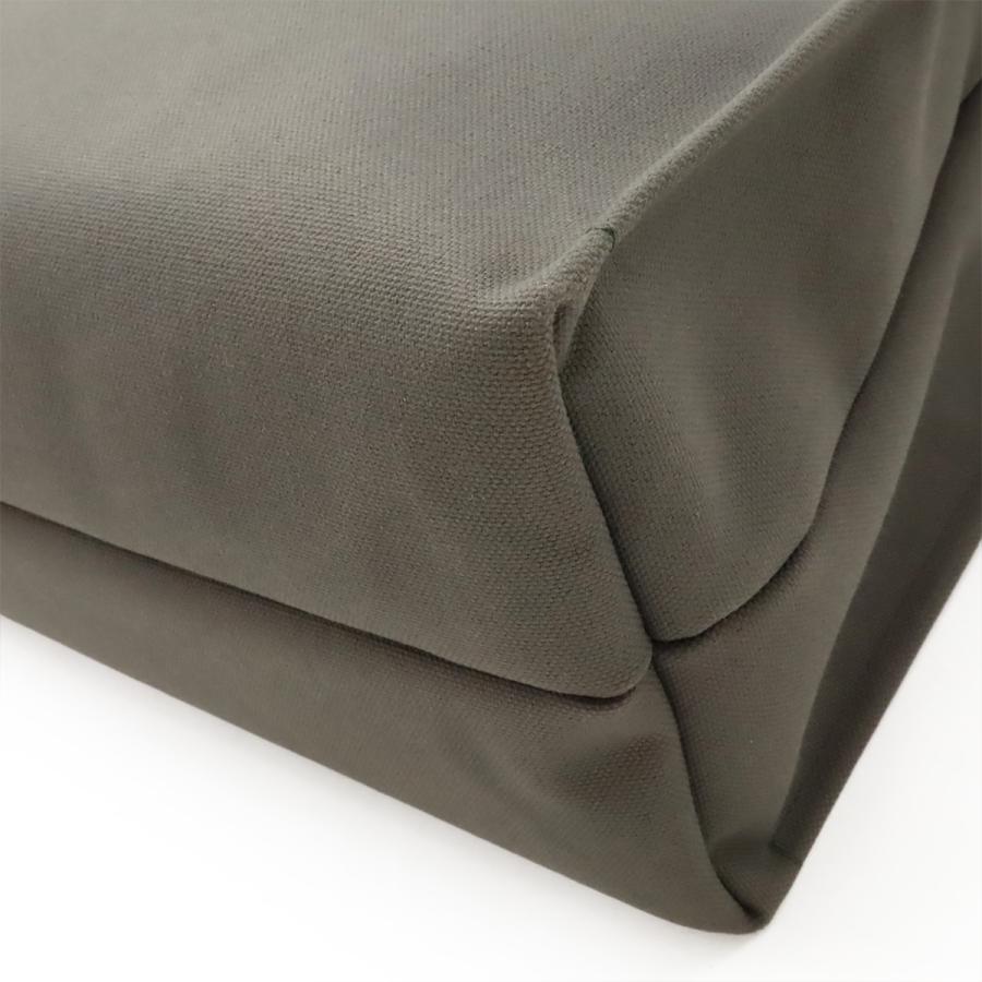 Salvatore Ferragamo サルヴァトーレ フェラガモ ロゴ トートバッグ ラージトート ショルダーバッグ キャンバス グレー ブラック |  | 02