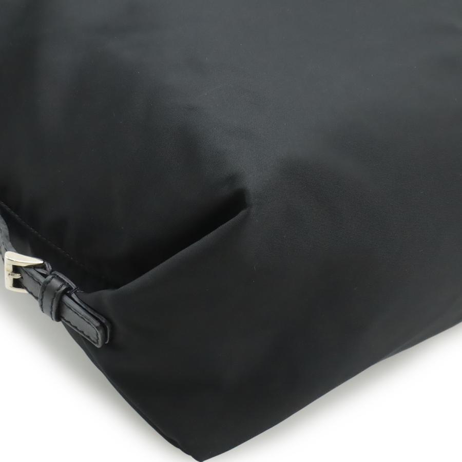 PRADA（プラダ） トライアングルロゴ ショルダーバッグ メッセンジャー