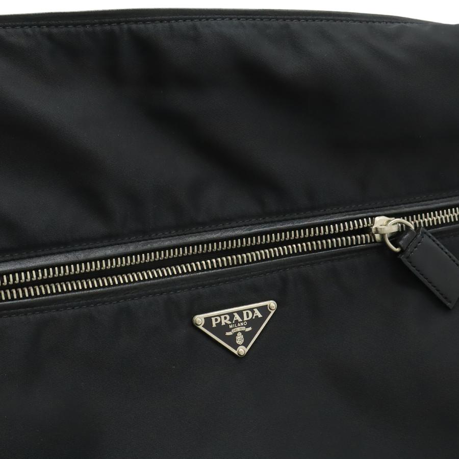 PRADA（プラダ） トライアングルロゴ ショルダーバッグ メッセンジャー