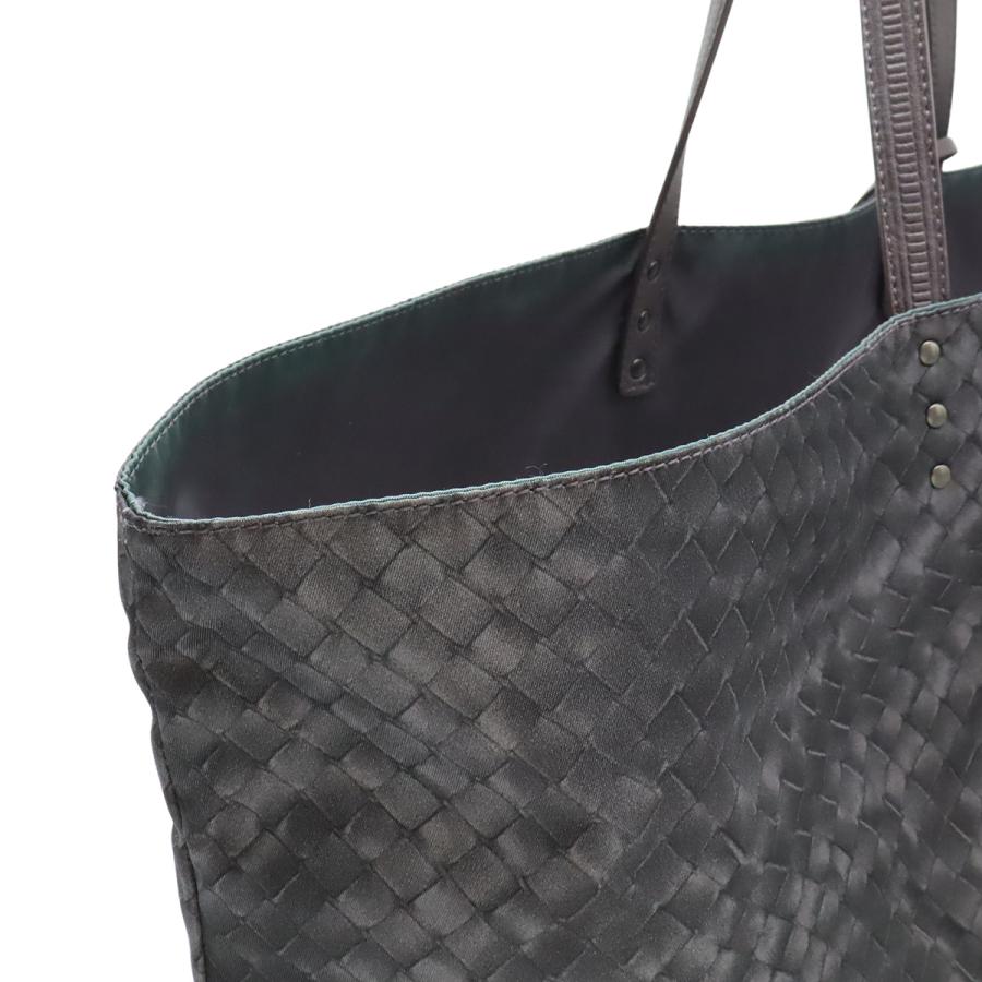 BOTTEGA VENETA ボッテガ ヴェネタ イントレッチオ リュージョン トートバッグ ショルダーバッグ ナイロン レザー グレー チャーム付き | BOTTEGA VENETA | 06