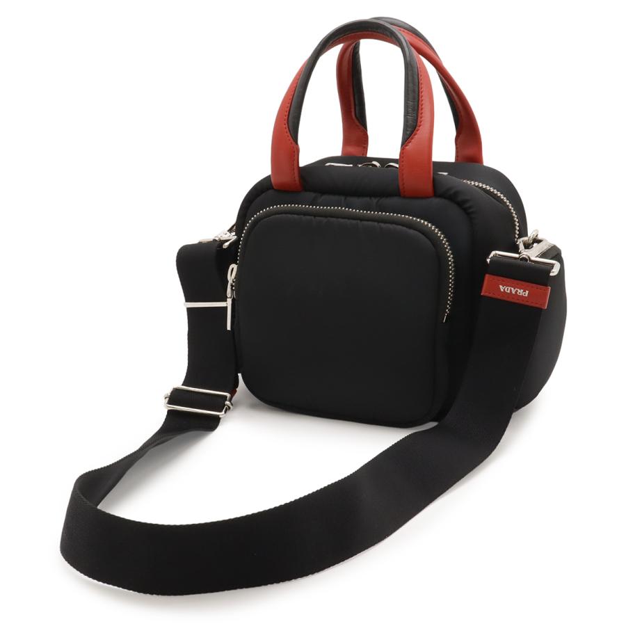 PRADA（プラダ） トライアングルロゴ ハンドバッグ ミニバッグ 2WAY