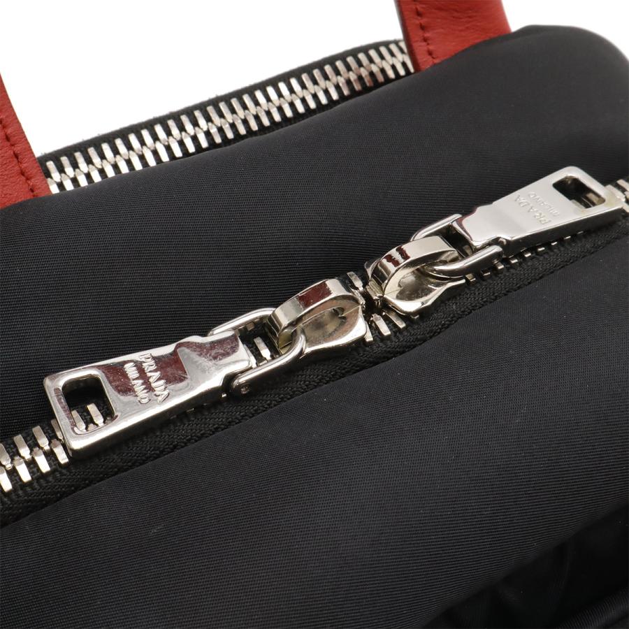PRADA（プラダ） トライアングルロゴ ハンドバッグ ミニバッグ 2WAY