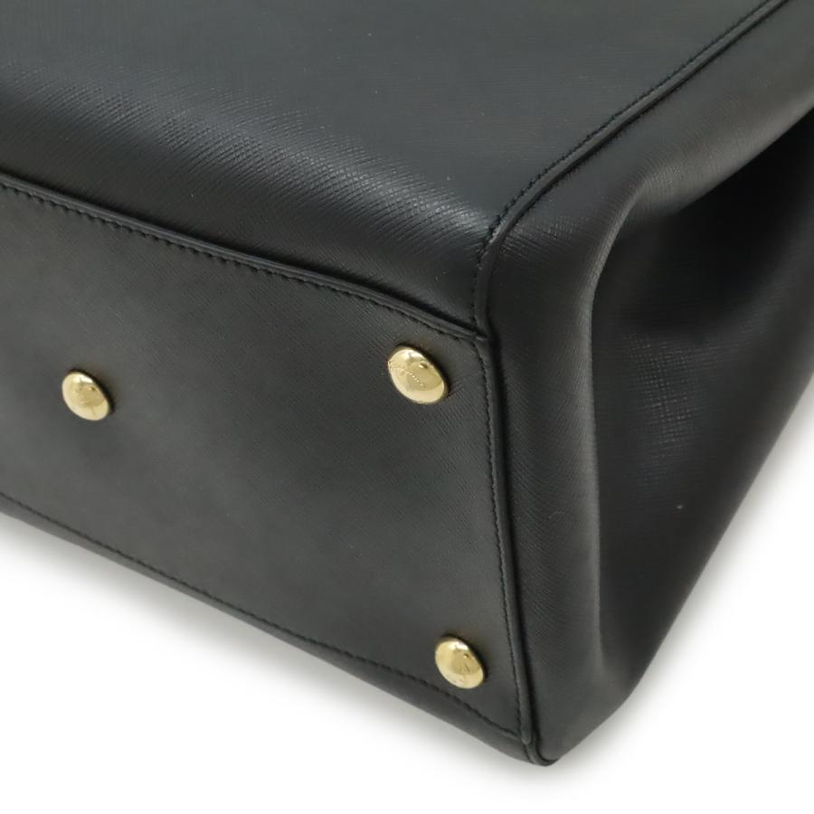 Salvatore Ferragamo サルヴァトーレ フェラガモ ヴァラ リボン チェーンバッグ 2WAY ショルダーバッグ ブラック 黒 ゴールド金具 |  | 02