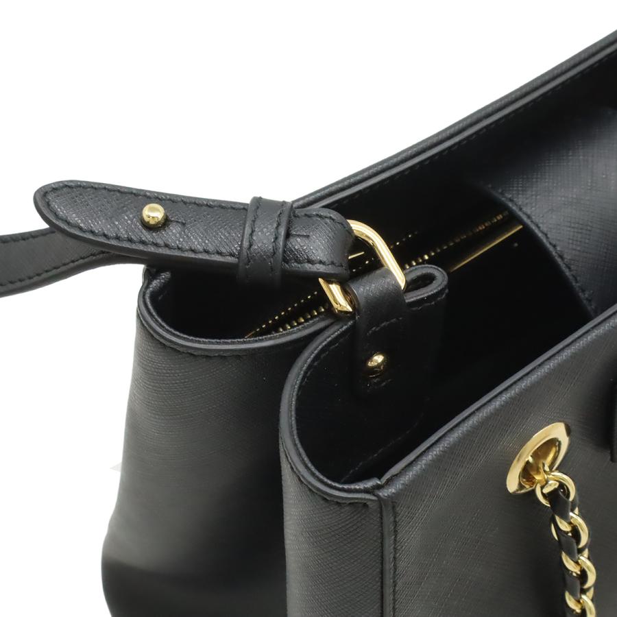 Salvatore Ferragamo サルヴァトーレ フェラガモ ヴァラ リボン チェーンバッグ 2WAY ショルダーバッグ ブラック 黒 ゴールド金具 |  | 03