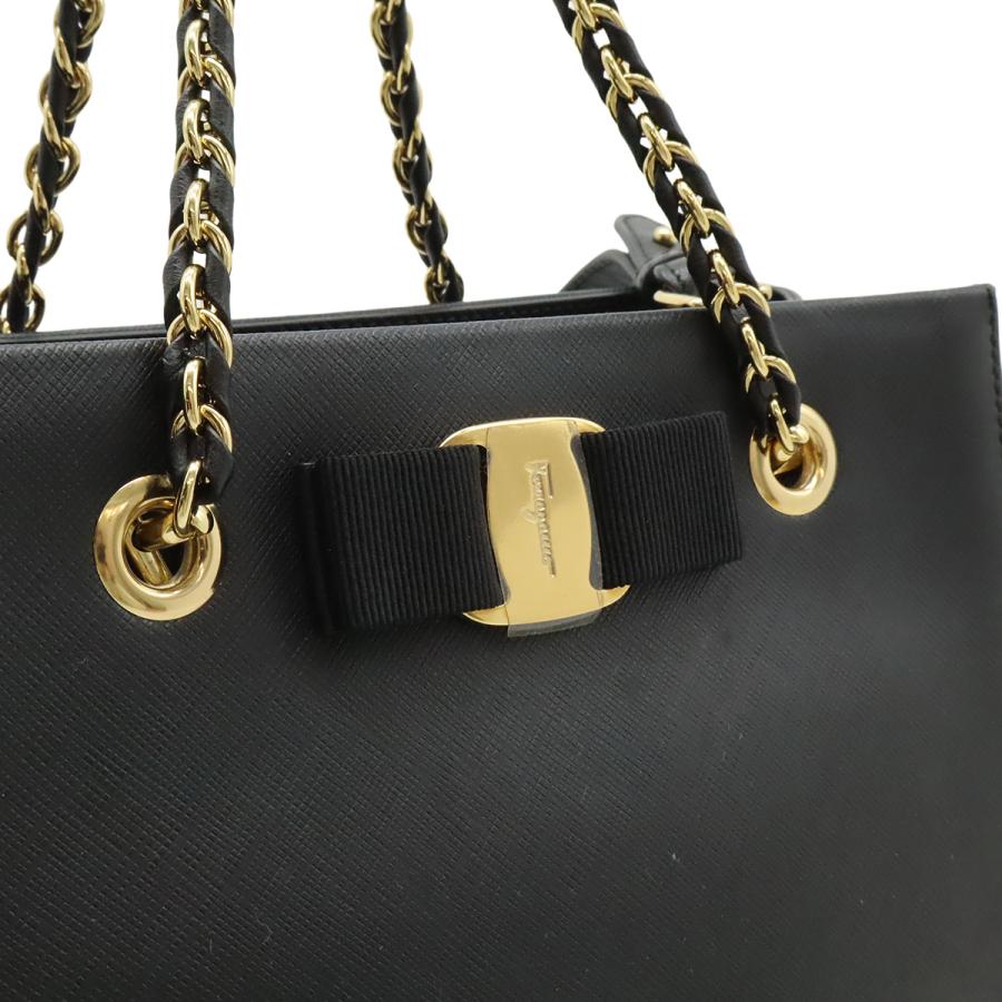 Salvatore Ferragamo サルヴァトーレ フェラガモ ヴァラ リボン チェーンバッグ 2WAY ショルダーバッグ ブラック 黒 ゴールド金具 |  | 07