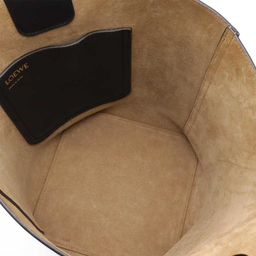 LOEWE ロエベ ペブル バケットバッグ ミディアム ショルダーバッグ 斜め掛け スムースカーフ レザー ブラック 黒 ゴールド金具 | LOEWE | 05