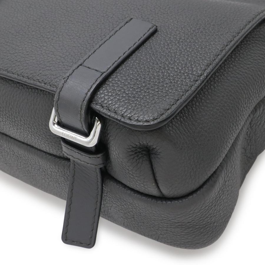 LOEWE ロエベ アナグラム ミリタリー メッセンジャーバッグ XS ショルダーバッグ 斜め掛け レザー グレー シルバー金具 B553A72X22 | LOEWE | 02