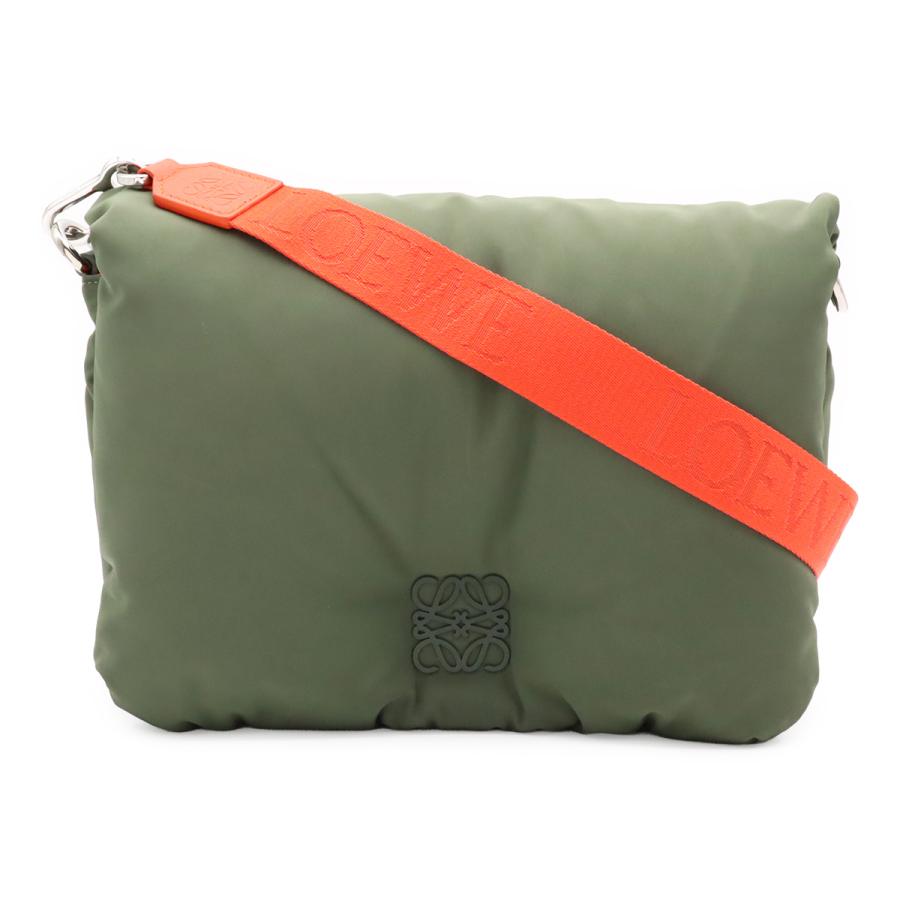 LOEWE ロエベ アナグラム パファー ゴヤバッグ ショルダーバッグ メッセンジャーバッグ ナイロン カーキグリーン オレンジ シルバー金具 | LOEWE