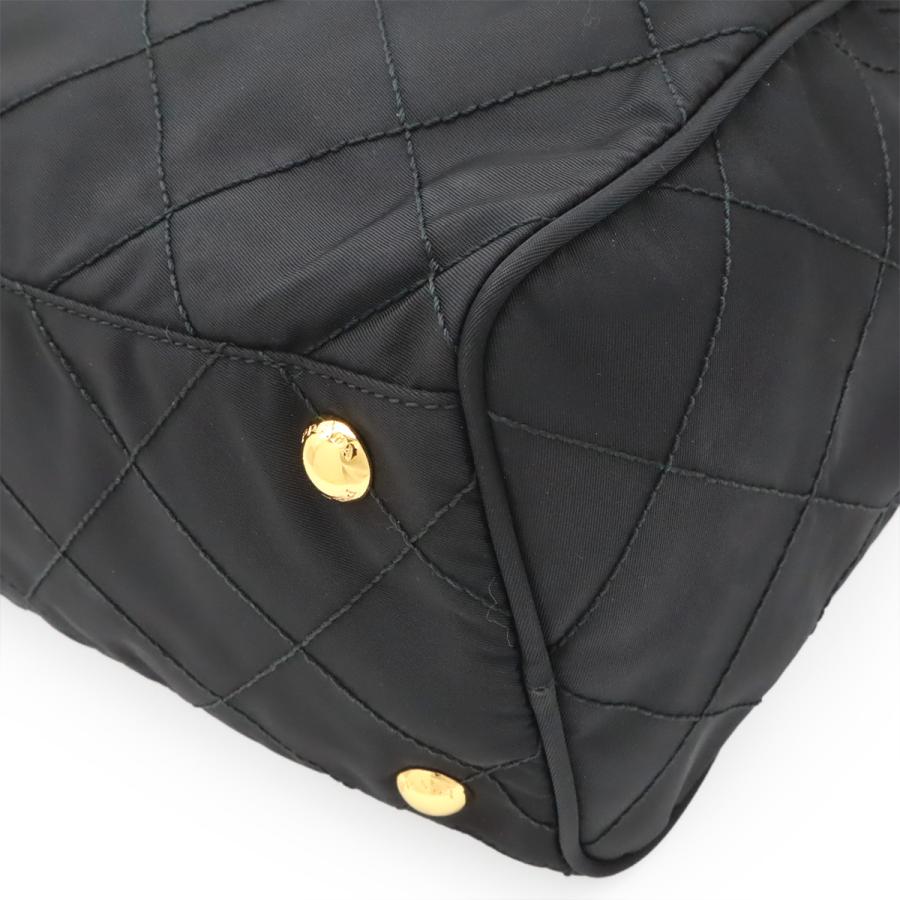 PRADA プラダ トライアングルロゴ キルティング ショルダーバッグ チェーンショルダー ナイロン レザー NERO 黒 ブラック ゴールド金具 | PRADA | 02