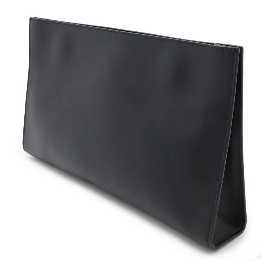 GUCCI セカンドバッグ　クラッチバッグ　レザー　ロゴ　ブラック GUCCI（グッチ） ロゴエンボス クラッチバッグ セカンドバッグ レザー