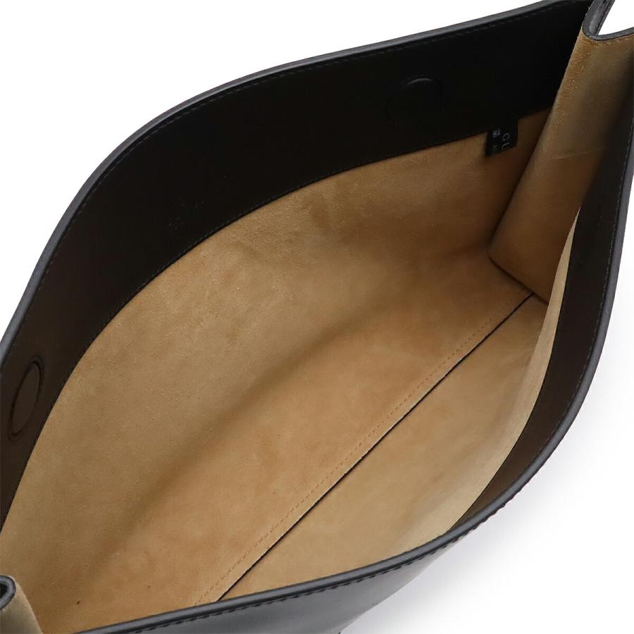 GUCCI（グッチ） ロゴエンボス クラッチバッグ セカンドバッグ レザー