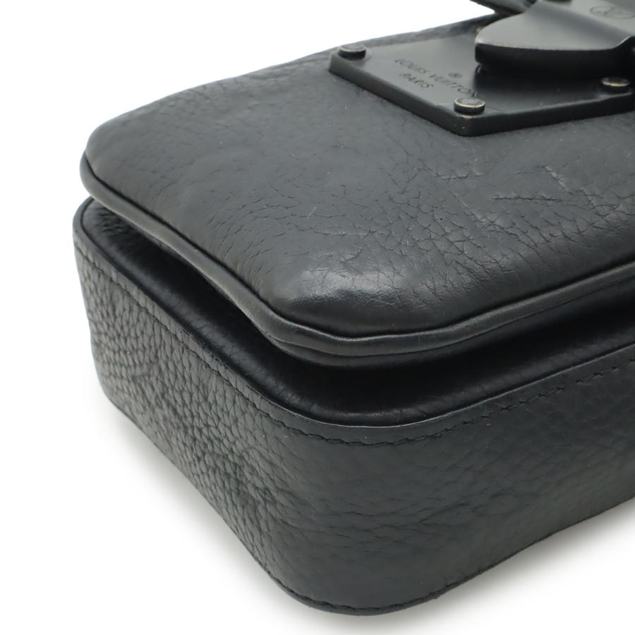 LOUIS VUITTON ルイ ヴィトン モノグラムトリヨン Sロック ヴェルティカル ウェアラブル ウォレット ショルダーバッグ ノワール 黒 | LOUIS VUITTON | 02