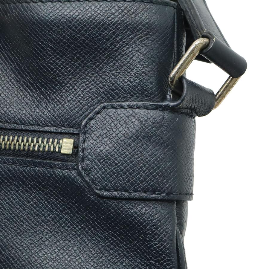LOUIS VUITTON ルイ ヴィトン タイガ サシャ ショルダーバッグ 斜め掛け マチなし ボレアル 紺 ネイビー シルバー金具 M32629 LOUIS VUITTON（ルイ・ヴィトン） ルイ ヴィトン タイガ サシャ