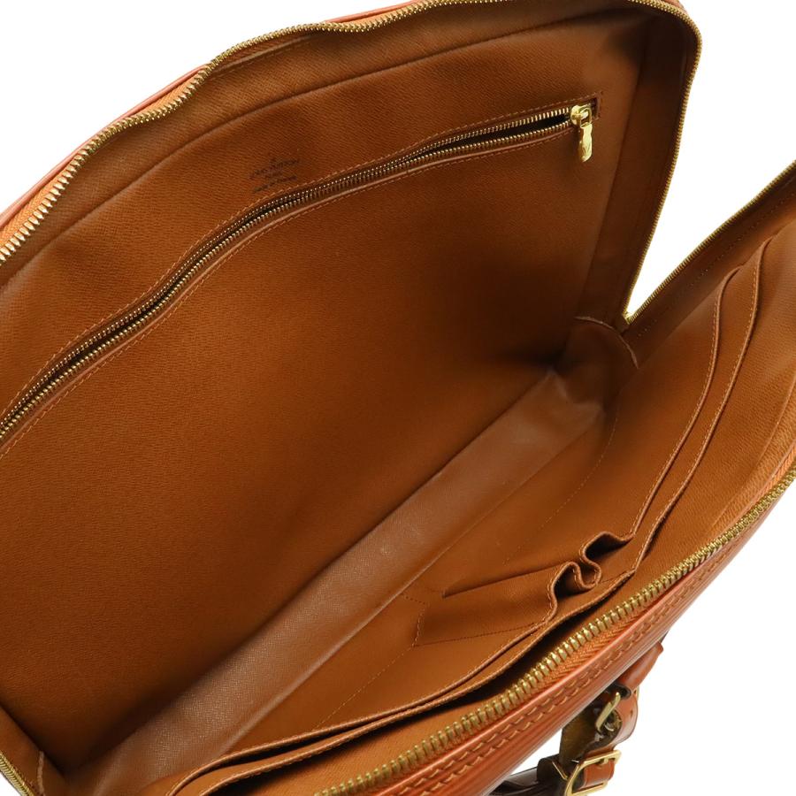 LOUIS VUITTON ルイ ヴィトン エピ ポルト ドキュマン ヴォワヤージュ