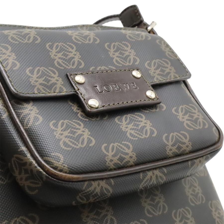 LOEWE ロエベ リピートアナグラム ショルダーバッグ 斜め掛け PVC レザー ブラック 黒 ダークブラウン 茶 ポーチ付き シルバー金具 | LOEWE | 08