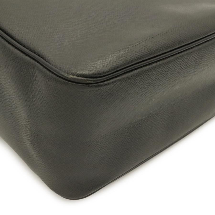 LOUIS VUITTON ルイ ヴィトン タイガ ヤランガ ショルダーバッグ 斜め掛け レザー アルドワーズ 黒 ブラック M30822 | LOUIS VUITTON | 02