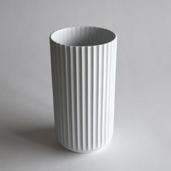 Lyngby Porcelain(リュンビューポーセリン) / Vase 20cm(Matt White) | 磁器/フラワーベース/花瓶/北欧/マットホワイト | 118145 |  | 02