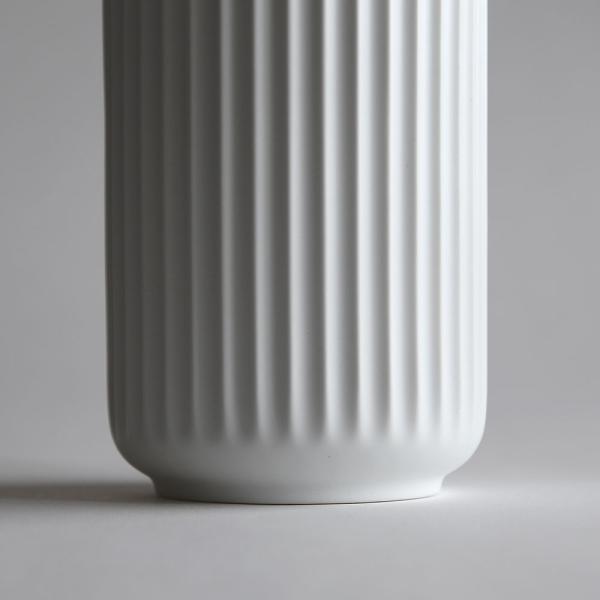 Lyngby Porcelain(リュンビューポーセリン) / Vase 20cm(Matt White) | 磁器/フラワーベース/花瓶/北欧/マットホワイト | 118145 |  | 04