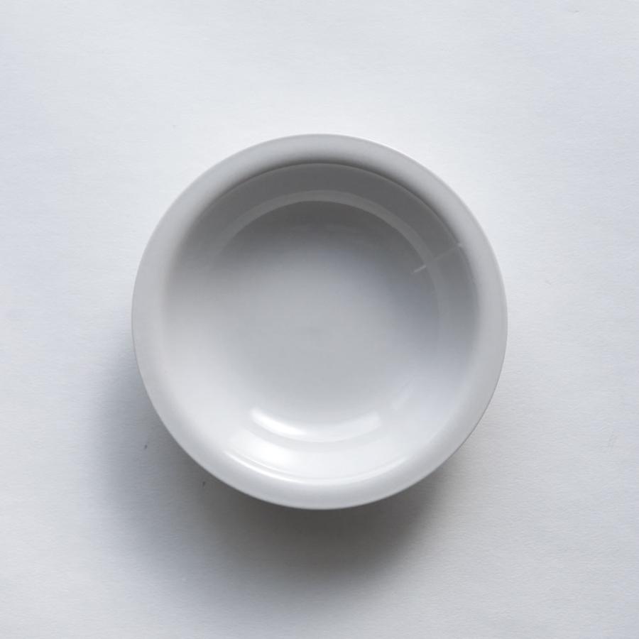 1616/arita japan / CMA "Clay" Soft Deep 140(Earth Grey) | CMA Clay collection/Cecilie Manz/セシリエマンツ/有田焼/ディーププレート/小皿 | 118635 | 1616 / arita japan | 02