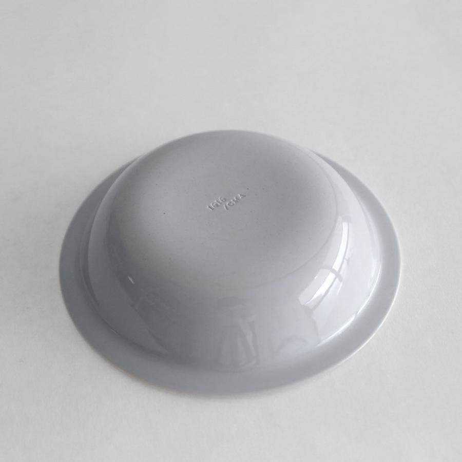 1616/arita japan / CMA "Clay" Soft Deep 140(Earth Grey) | CMA Clay collection/Cecilie Manz/セシリエマンツ/有田焼/ディーププレート/小皿 | 118635 | 1616 / arita japan | 03