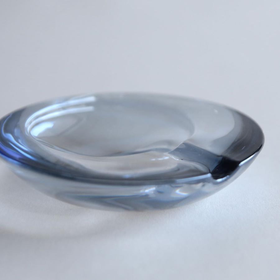 TSUKUDA&CO. / GLASS ASHTRAY(Small/Navy) | グラスアッシュトレー/灰皿/お香立て/パロサントホルダー/佃企画/ネイビー | 116509 |  | 02
