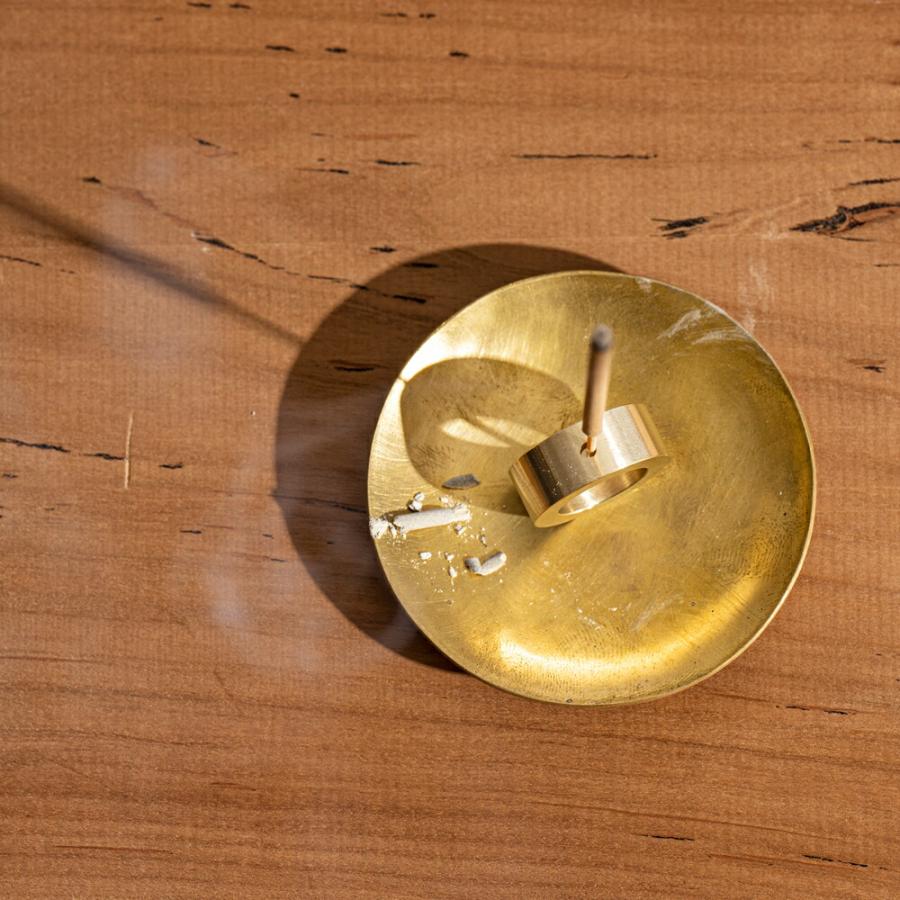 革新的なインセンスホルダー「REVOLVE」OFF機能 ブラック 【公式通販】