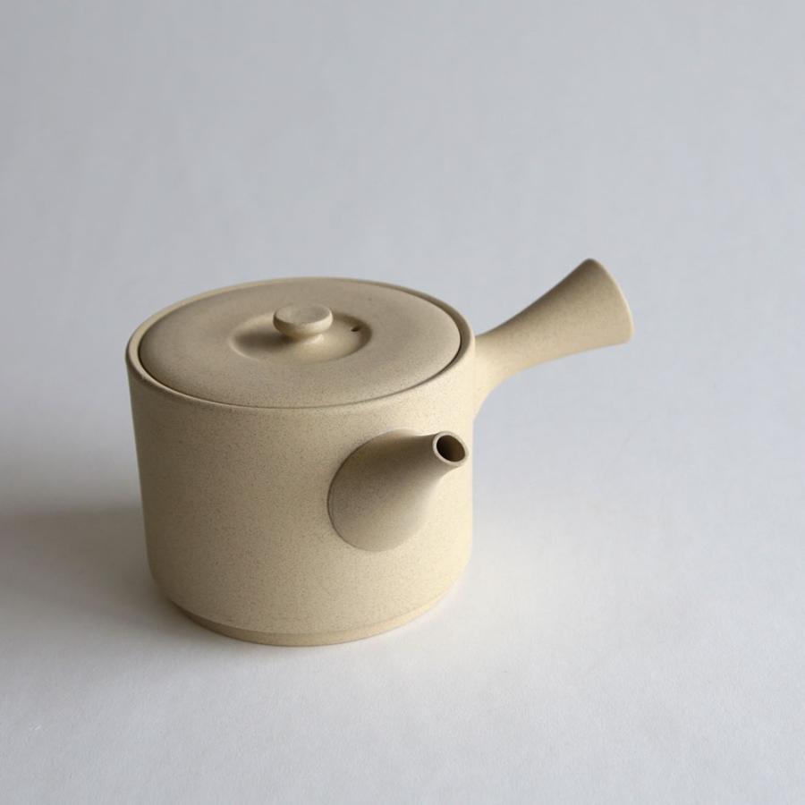 JINSUI / IROIRO 03(Beige) | 急須 常滑焼き お茶 日本六古窯 イロイロ 人水 茶器 ギフト | 118012 |  | 01