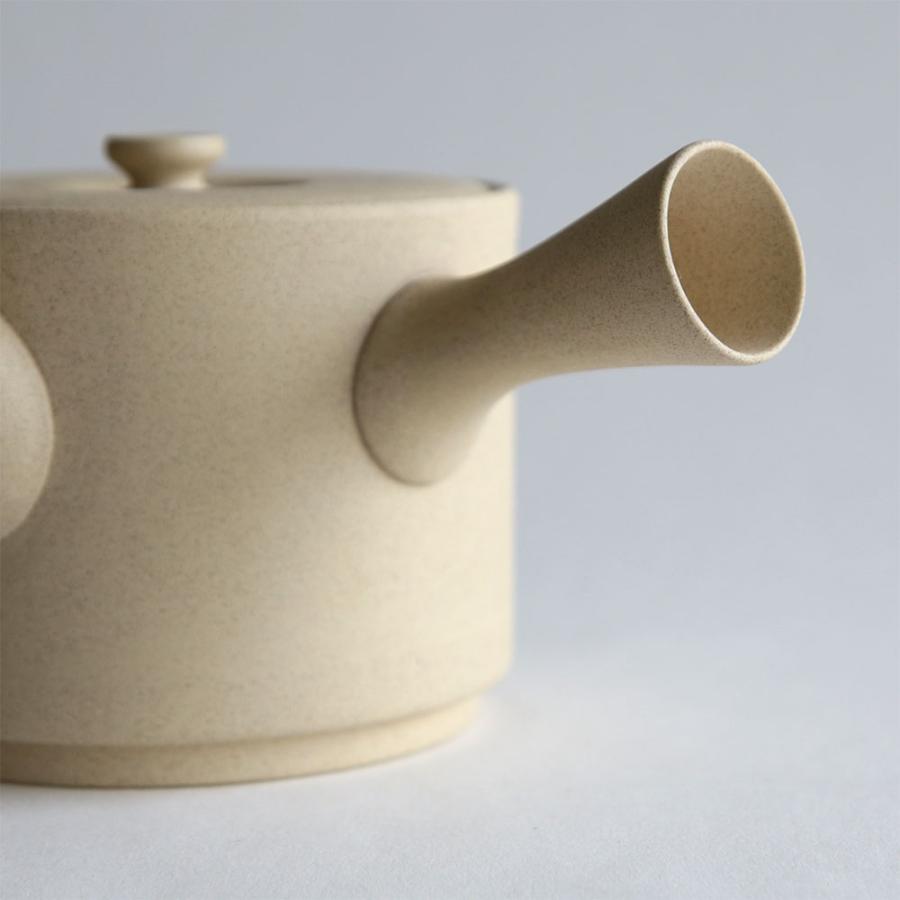 JINSUI / IROIRO 03(Beige) | 急須 常滑焼き お茶 日本六古窯 イロイロ 人水 茶器 ギフト | 118012 |  | 03
