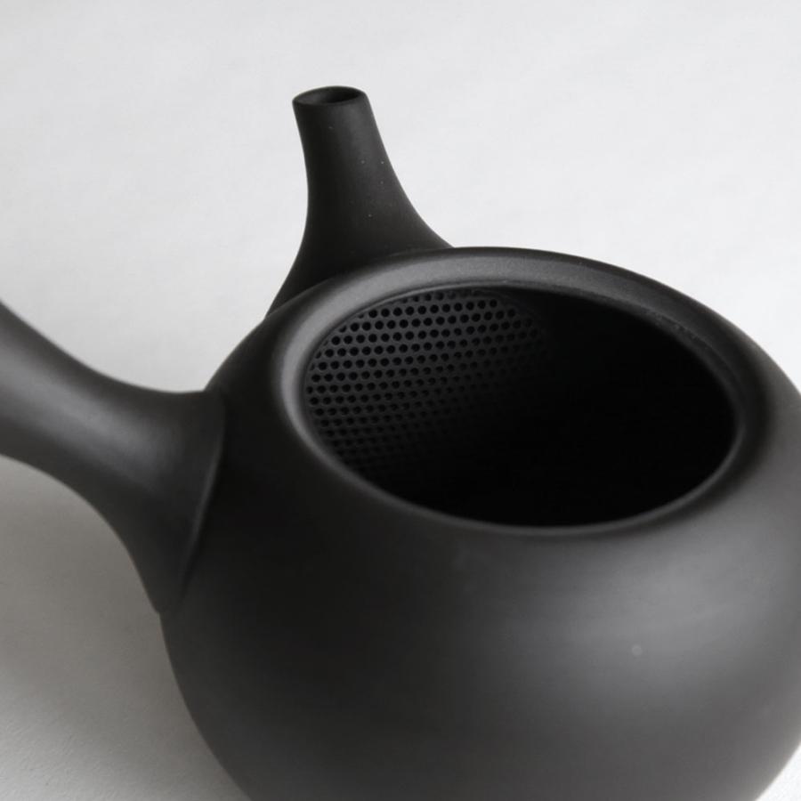 JINSUI / IROIRO 01(Black) | 丸急須/常滑焼き/お茶/日本六古窯/イロイロ/人水/茶器/ギフト | 118024 |  | 03