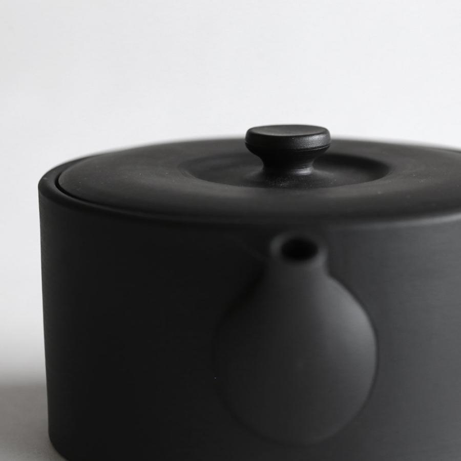 JINSUI / IROIRO 02(Black) | 急須 常滑焼き お茶 日本六古窯 イロイロ 人水 茶器 ギフト | 118025 |  | 06