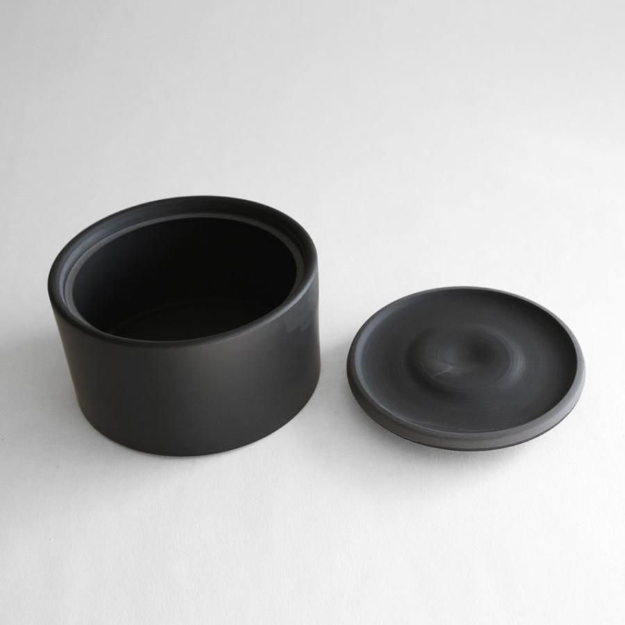 JINSUI / IROIRO 04(Black) | 保存容器 常滑焼き キャニスター 日本六古窯 イロイロ 人水 ギフト | 118027 |  | 02