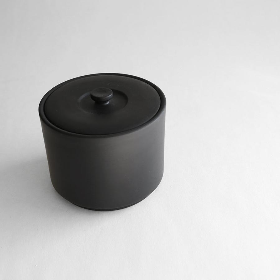 JINSUI / IROIRO 05(Black) | 保存容器/常滑焼き/キャニスター/日本六古窯/イロイロ/人水/ギフト | 118028 |  | 01