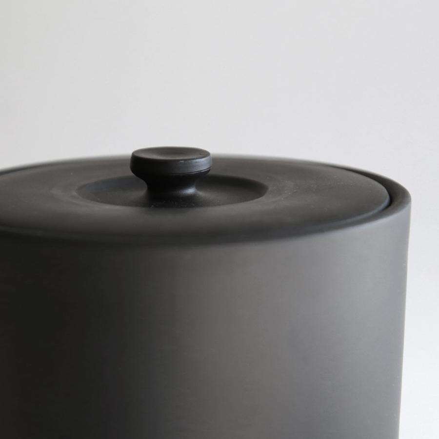 JINSUI / IROIRO 05(Black) | 保存容器/常滑焼き/キャニスター/日本六古窯/イロイロ/人水/ギフト | 118028 |  | 03