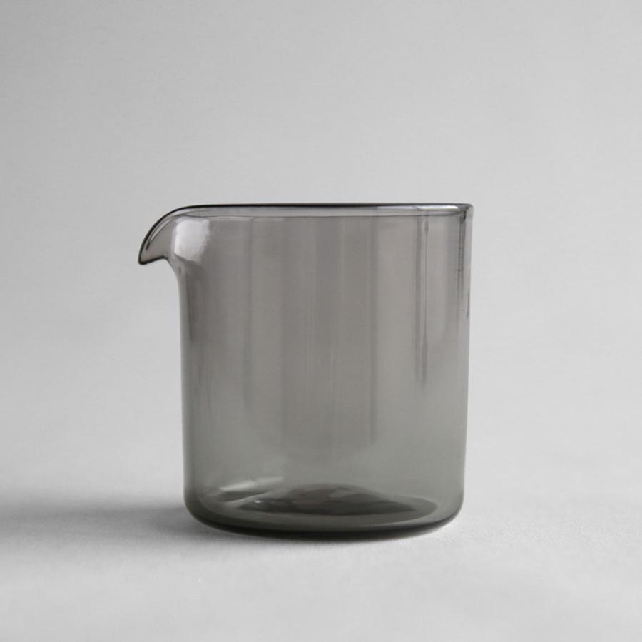 WASHIZUKA GLASS STUDIO / katakuchi shikaku(charcoal) | ワシズカグラススタジオ/鷲塚貴紀/片口/カタクチ/チャコール/吹きガラス/ハンドメイド | 116533 |  | 01