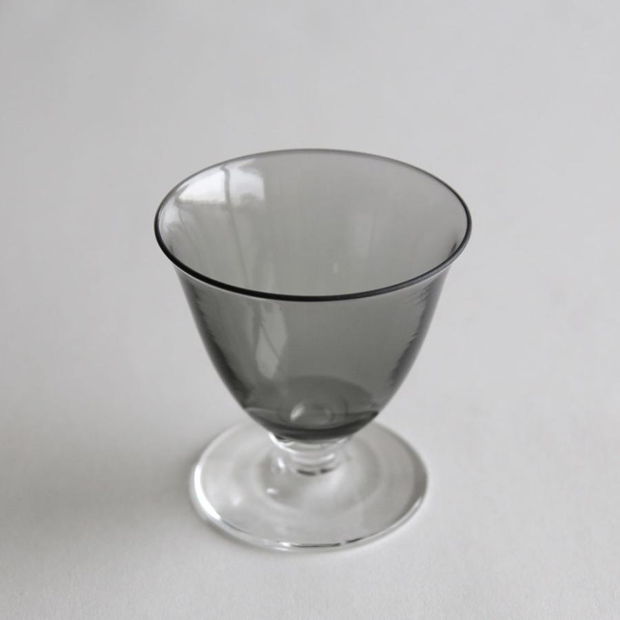 WASHIZUKA GLASS STUDIO / ashitsuki short(charcoal) B.L.W 別注 | ワシズカグラススタジオ/鷲塚貴紀/アシツキ/脚付き/吹きガラス/チャコール | 116539の画像