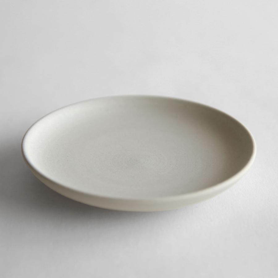 【SALE】丸よ小泉商店 / chanoma II plate S(白泥)【在庫処分セール カップ 常滑焼 茶の間 プレート 小皿 白泥】[117013 |  | 02