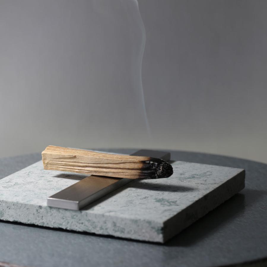 Own. / Float Palo Santo Holder | オウン/フロートパロサントホルダー/十和田石/ステンレス/お香立て/インセンスホルダー/B.L.Wオリジナル | 117388 |  | 01