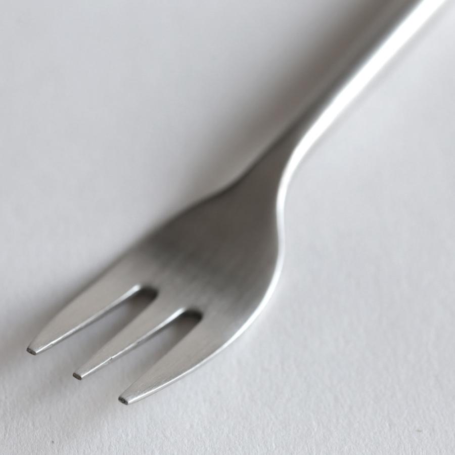 DULTON[ダルトン] / Svelte Cutlery Matt Silver デザートフォーク | メール便可 10点まで | ダルトン/スヴェルトカトラリー/Dinner Fork/シルバー | 117645 | DULTON | 01