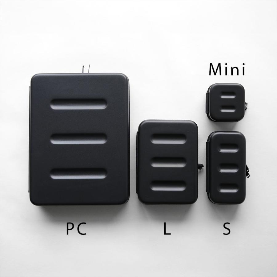 nahe[ネーエ] / HARD SHELL CASE Mini(BK) | ハードシェルケースミニ/ハイタイド/HIGHTIDE/ガジェットケース/ポーチ | 117777 |  | 03