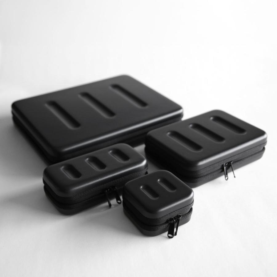 nahe[ネーエ] / HARD SHELL CASE Mini(BK) | ハードシェルケースミニ/ハイタイド/HIGHTIDE/ガジェットケース/ポーチ | 117777 |  | 04